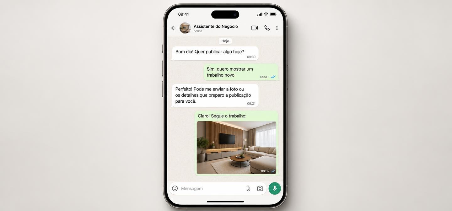 Conversa de WhatsApp num telemóvel a criar uma publicação para a página da empresa